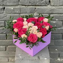 Цветочная композиция из Розы в коробке в Шангале