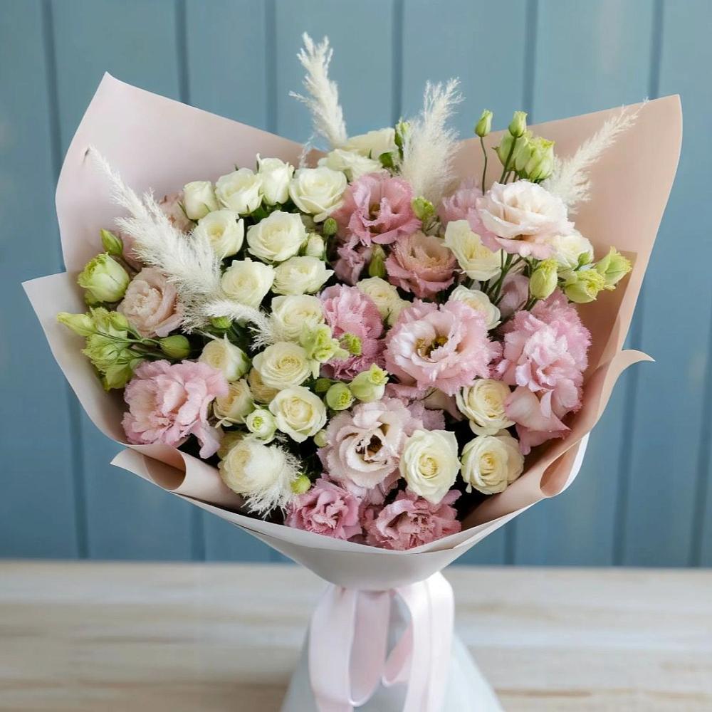 Букет цветов из: Альстромерии и Розы в Шангале