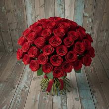 Букет 55 Красных роз Фридом #REPLACE_PRED# Шангале