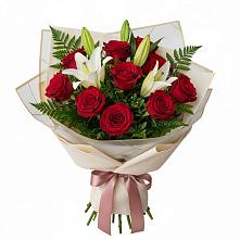 Букет цветов из:  Лилии и Розы в Шангале