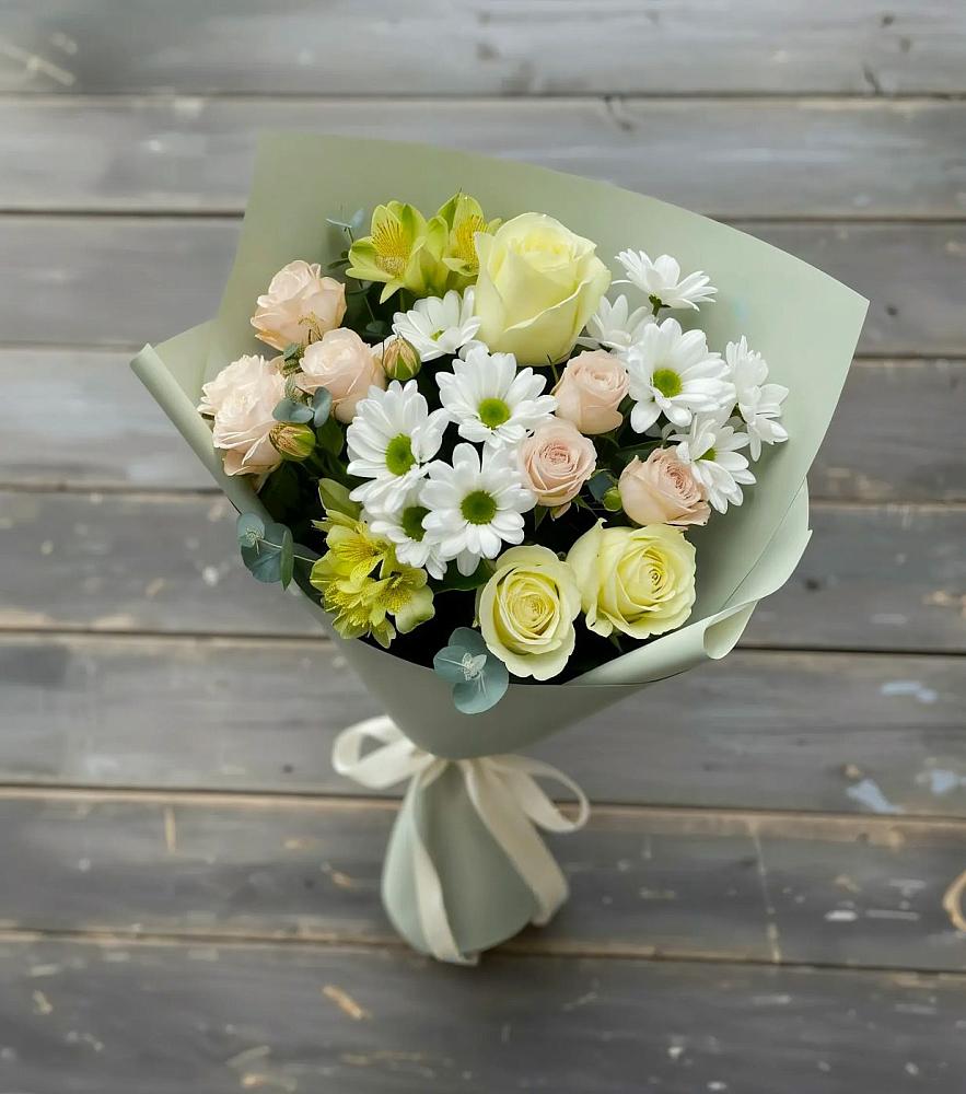 Букет цветов из: Альстромерии, Розы и Хризантемы в Шангале