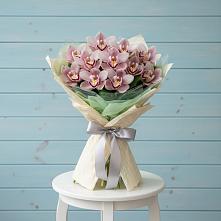 Букет цветов из:  Орхидеи и Розы #REPLACE_PRED# Шангале