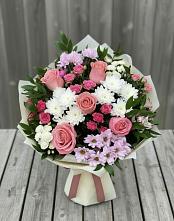 Букет цветов из:  Альстромерии, Гвоздики, Розы и Хризантемы #REPLACE_PRED# Шангале