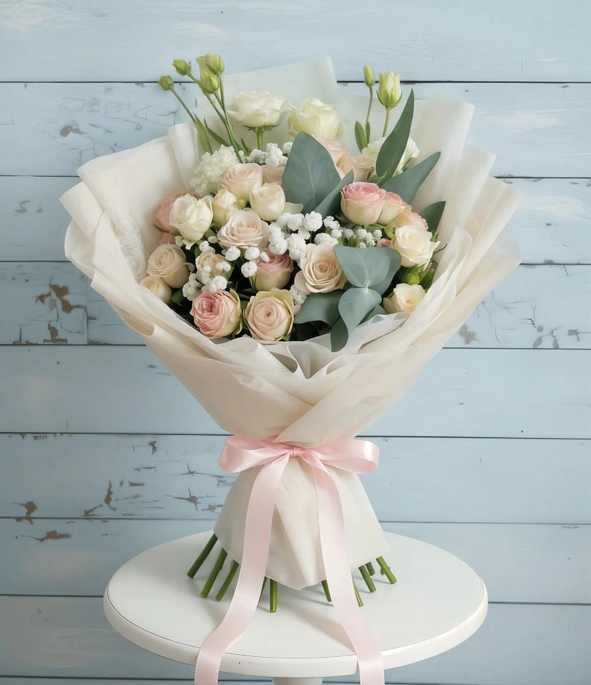 Букет цветов из: Розы и Лизиантусы в Шангале