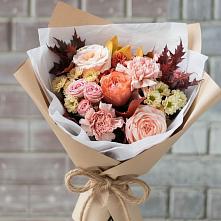 Букет цветов из:  Гвоздики, Хризантемы и Розы в Шангале