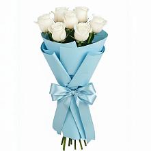 Букет 7 белых роз Проуд в Шангале