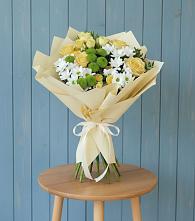 Букет цветов из:  Хризантемы и Розы в Шангале