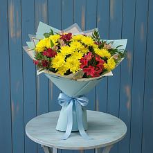 Букет цветов из:  Альстромерии и Хризантемы в Шангале