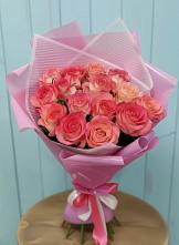 Букет 15 Розовых роз Равель в Шангале