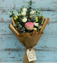 Букет цветов из:  Розы и Лизиантусы #REPLACE_PRED# Шангале