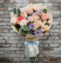 Букет цветов из:  Розы, Лизиантусы и Гвоздики в Шангале